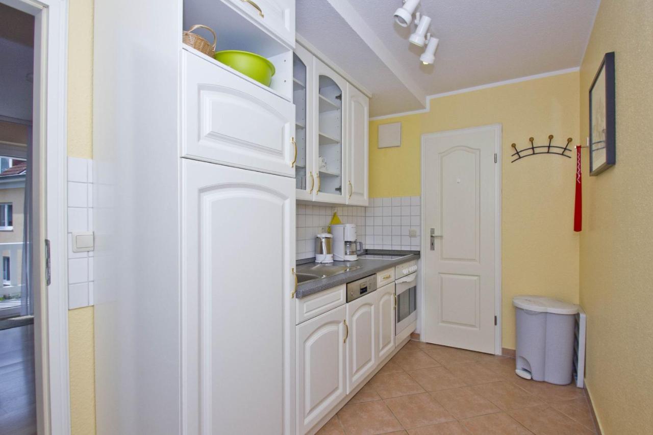 Balkon, Gratis Nutzung Vom Ahoi Erlebnisbad Und Sauna In Sellin - Appartemenmt Nordwind بابي المظهر الخارجي الصورة